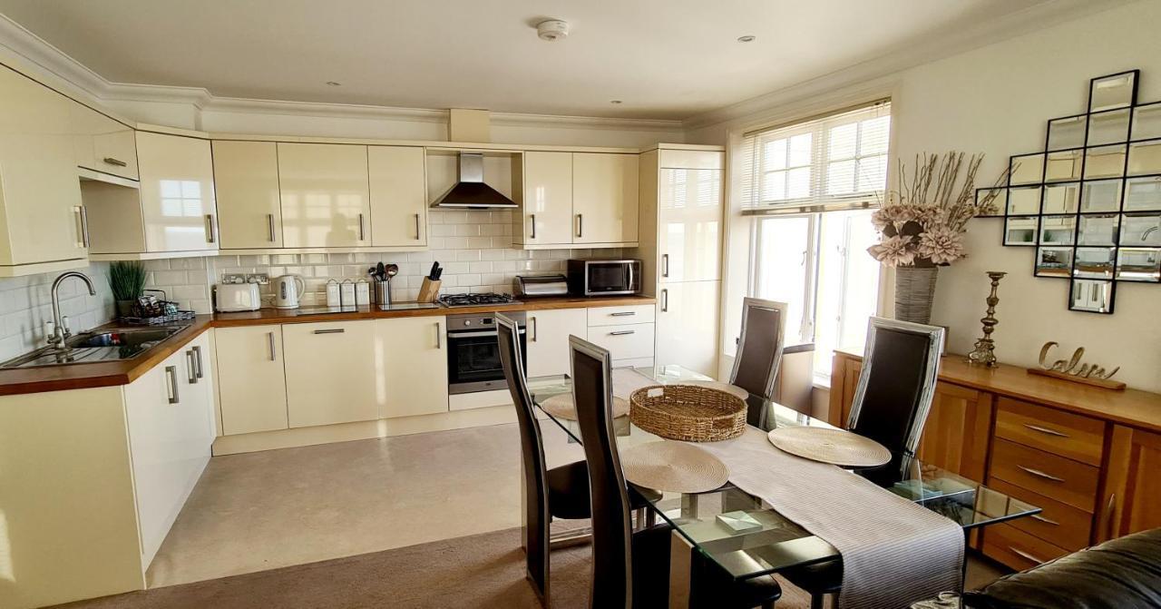 Shore Thing Beachfront Apartment Ramsgate - Sleeps 4 Exterior photo