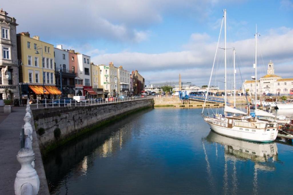 Shore Thing Beachfront Apartment Ramsgate - Sleeps 4 Exterior photo